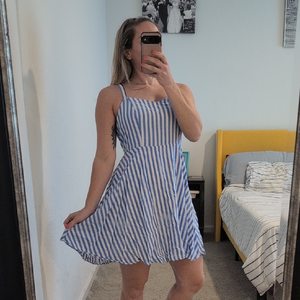 Old Navy Striped Swing Dress A Line Size Medium Petite Light Blue And White